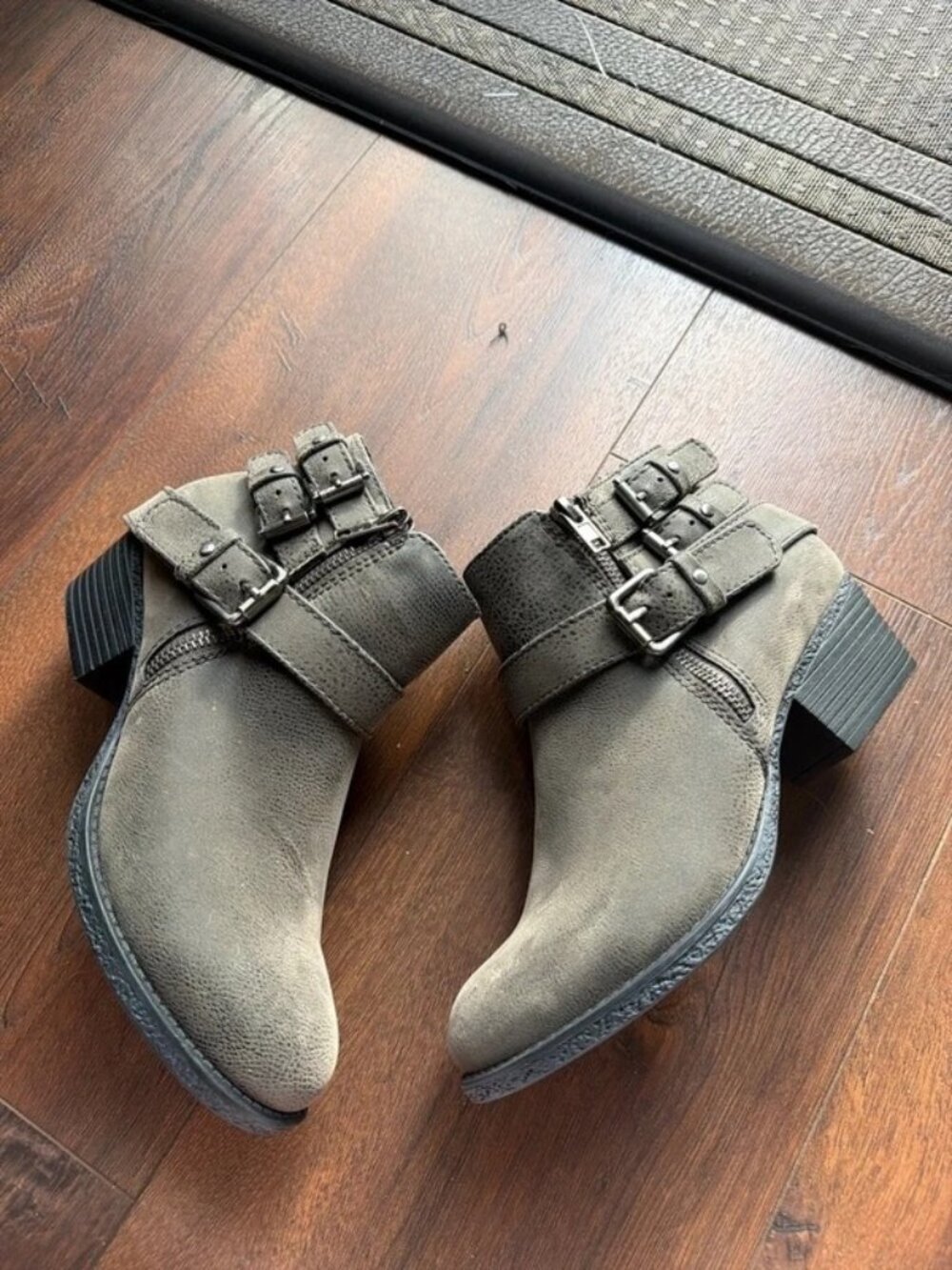 SONOMA Goods for Life Womens Gray Ankle Boots SNROSGRAY US 7 M Low Heel Buckle